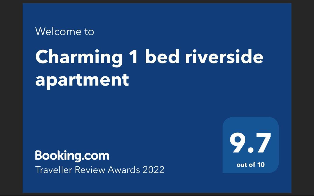 Charming 1 Bed Riverside Apartment Chester Eksteriør billede