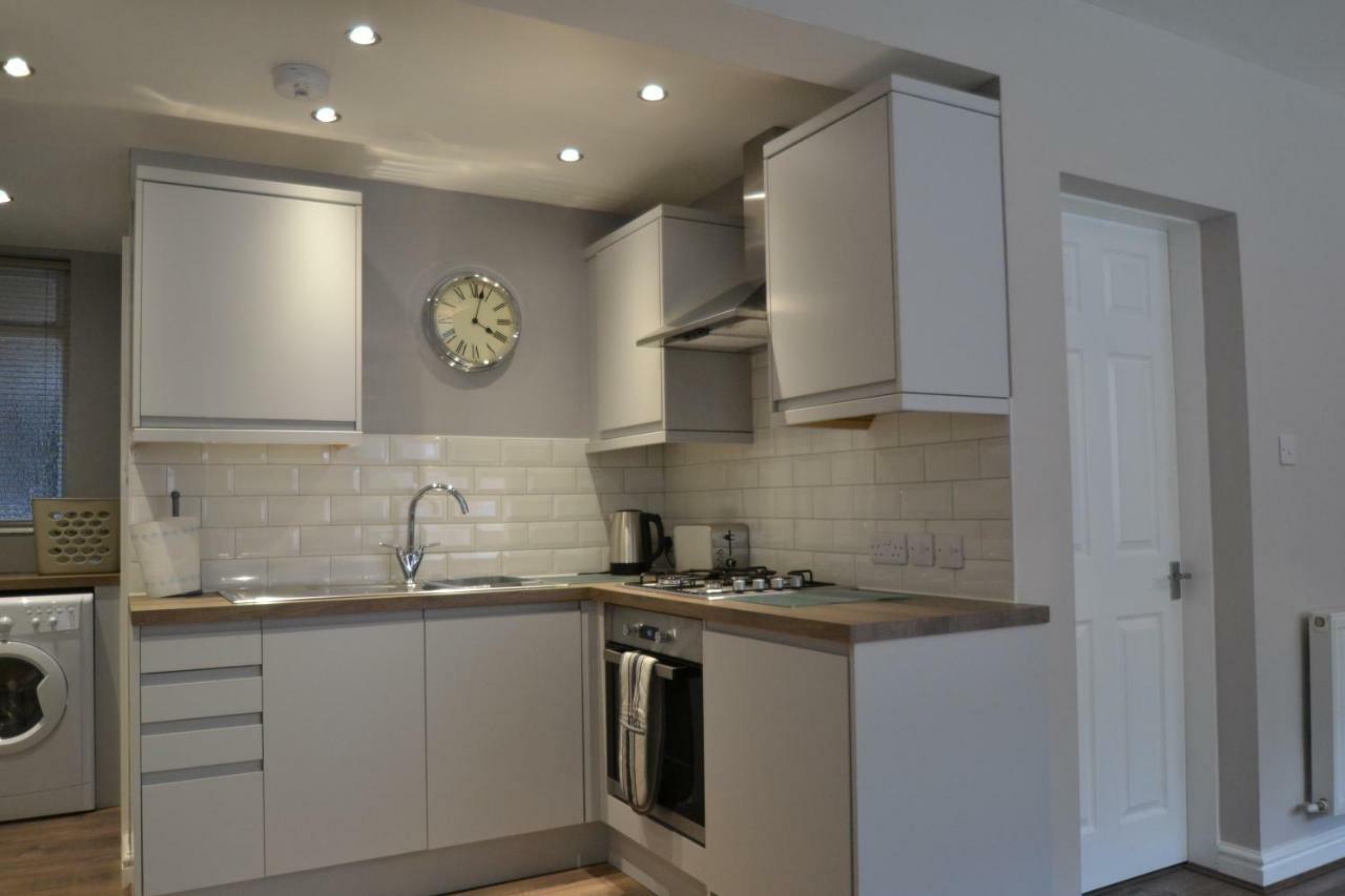 Charming 1 Bed Riverside Apartment Chester Eksteriør billede
